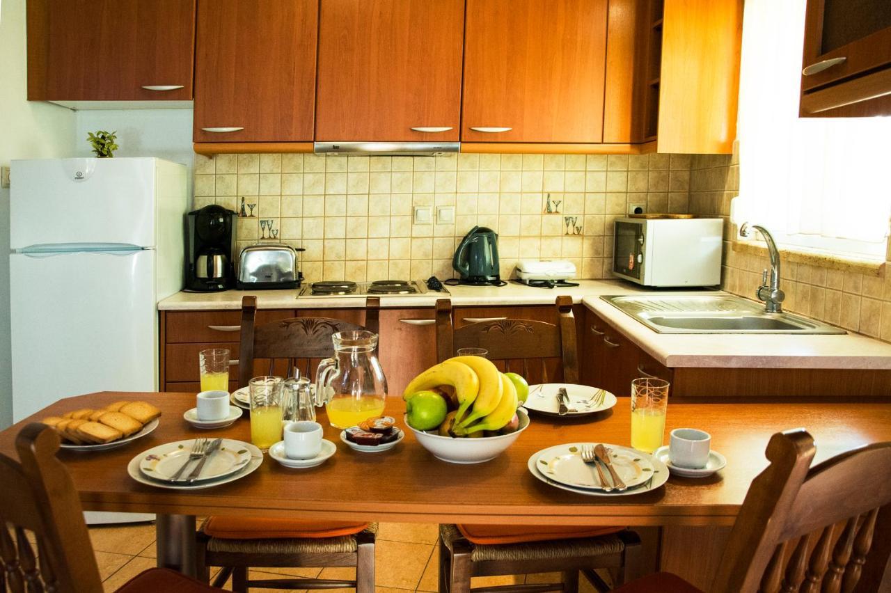Plakalona Apartments Exopoli Eksteriør bilde
